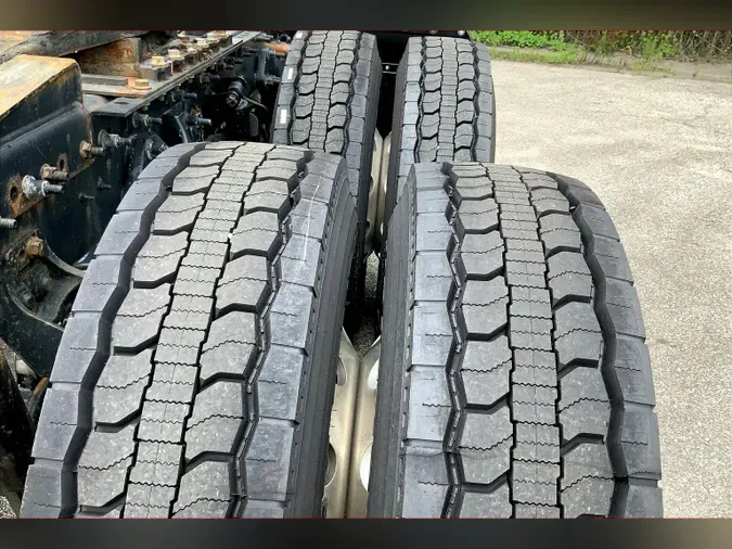 2020 INT LT625 6x4