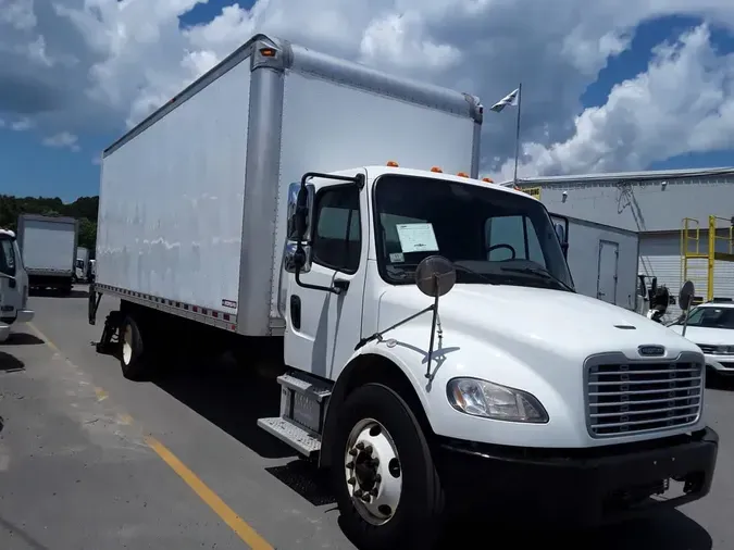 2016 FREIGHTLINER M2 106