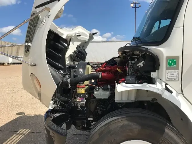 2020 Freightliner M2