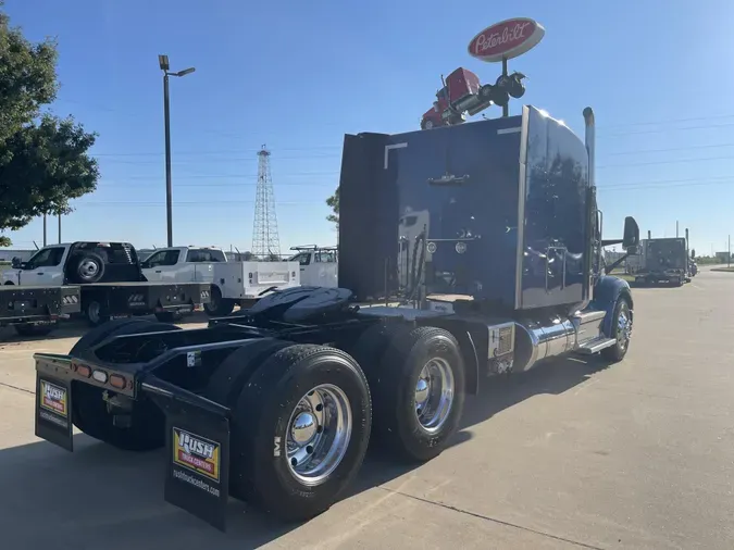 2023 Peterbilt 579
