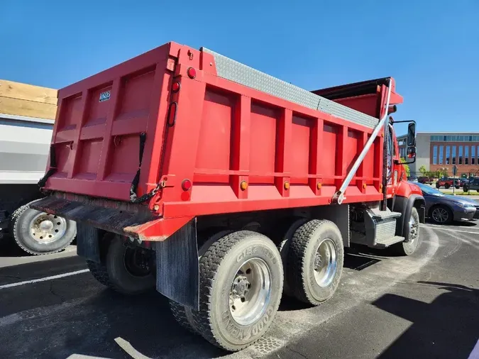 2015 FREIGHTLINER 114SD