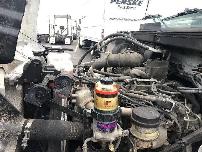 2016 HINO TRUCK 268