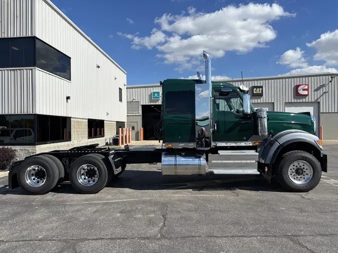 2027 International HX520 SLEEPER