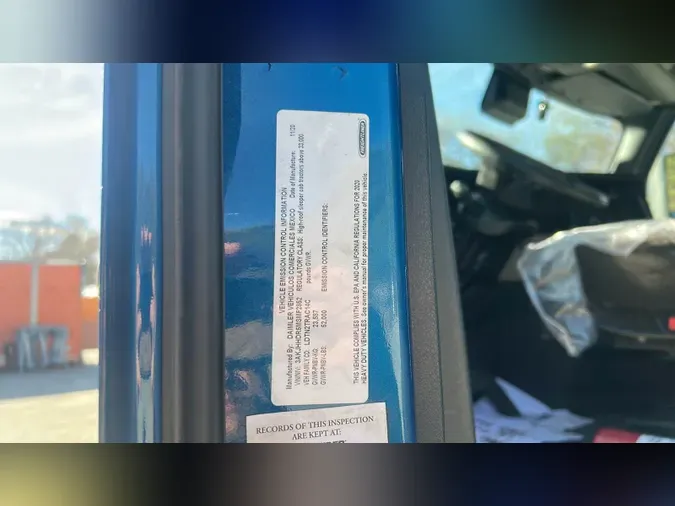 2021 Freightliner Cascadia 126