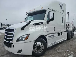 2023 FREIGHTLINER Cascadia 126