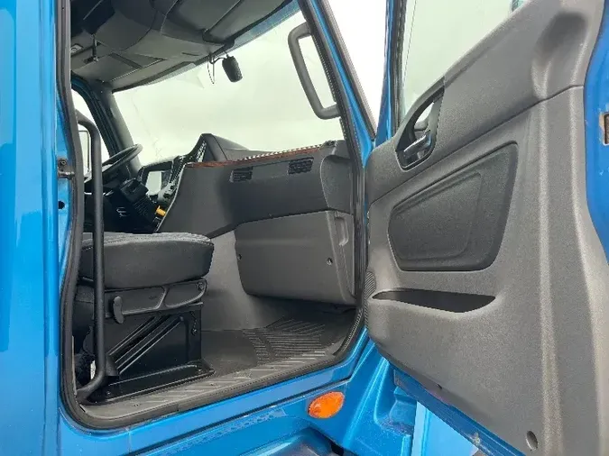 2019 International LT625