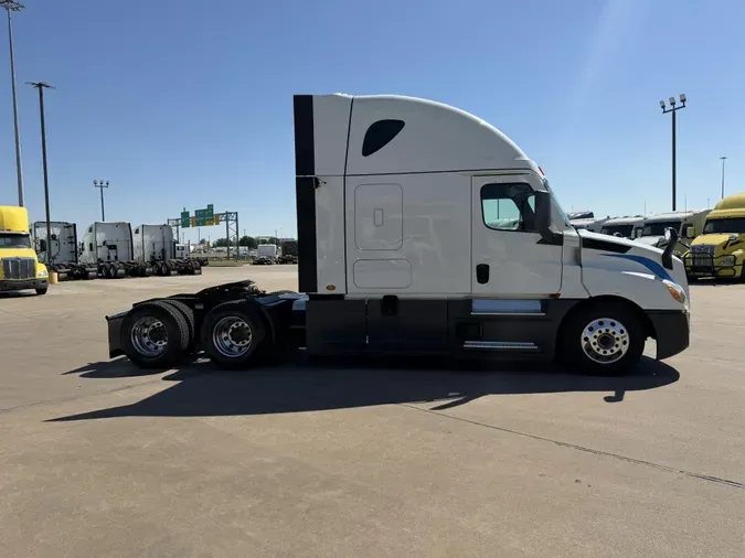 2021 Freightliner Cascadia
