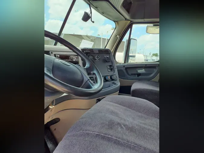 2020 FREIGHTLINER CASCADIA 125