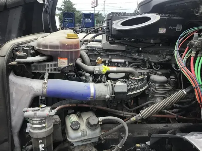 2021 FREIGHTLINER CA126