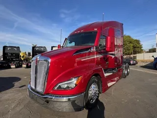 2024 Kenworth T680