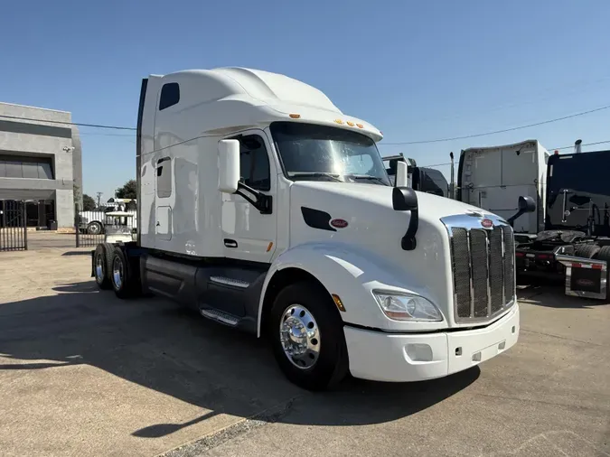 2022 Peterbilt 579