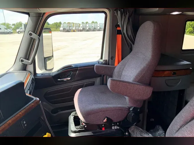 2022 INT LT625 6x4
