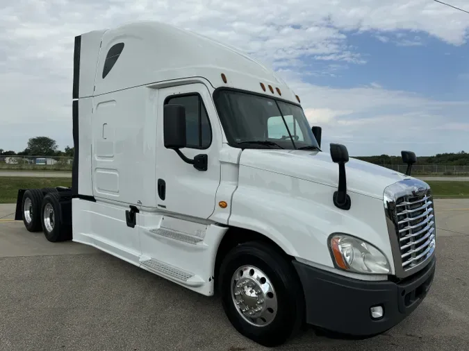 2015 FREIGHTLINER CASCADIA EVOLUTION