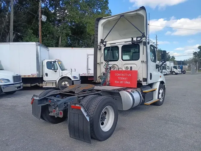 2018 FREIGHTLINER/MERCEDES CASCADIA 113
