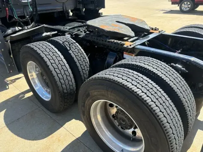 2022 Freightliner New Cascadia 126