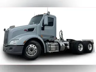2017 Peterbilt 579