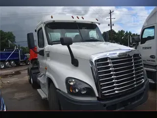 2016 FREIGHTLINER CASCADIA 125