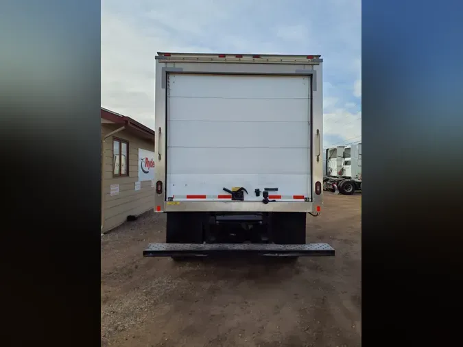 2018 FREIGHTLINER/MERCEDES M2 106