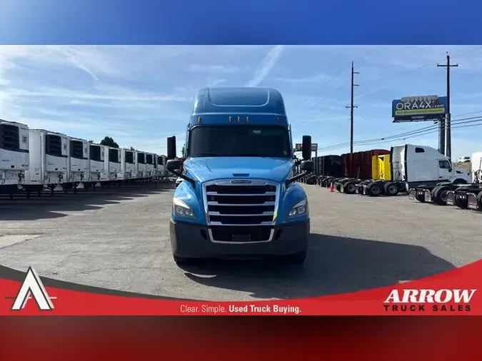 2022 FREIGHTLINER CA126
