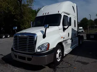 2018 Freightliner CASCADIA 125