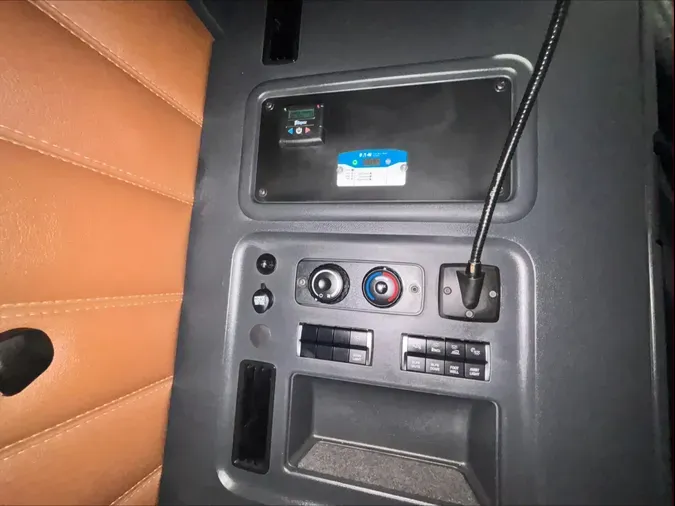 2024 Freightliner Cascadia 126