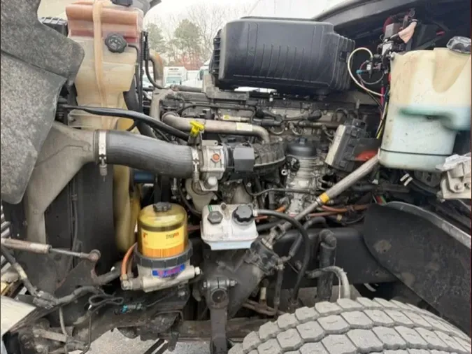 2015 FREIGHTLINER/MERCEDES CORONADO 1220268d9e2c3defc8649435bce8bcb3c59