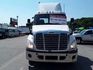 2018 FREIGHTLINER/MERCEDES CASCADIA 125