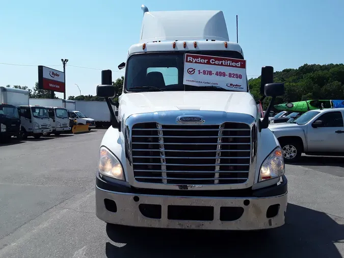 2018 FREIGHTLINER/MERCEDES CASCADIA 1250269b3bd9c1ebba35fb0c76215a7372d