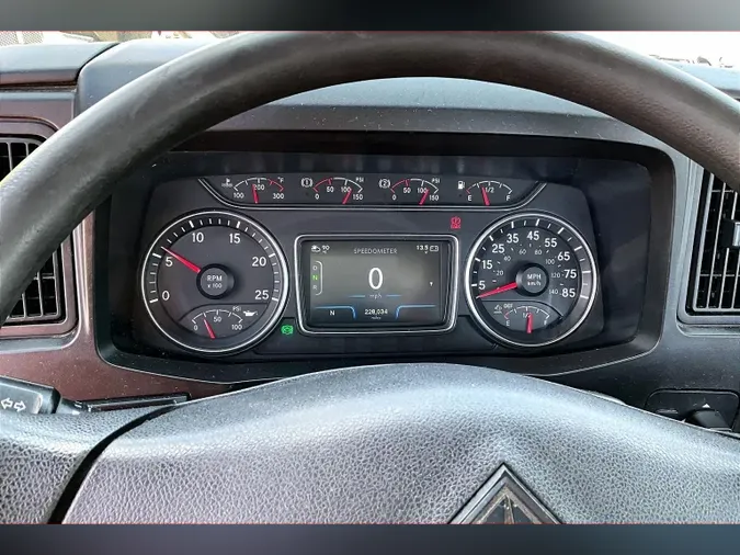 2021 INT LT625 6x4026c68e7b3822726b0db572bf0db2409