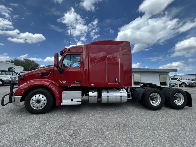 2022 Peterbilt 579