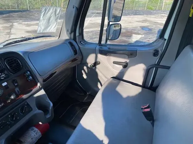 2020 Freightliner Business Class M2 106
