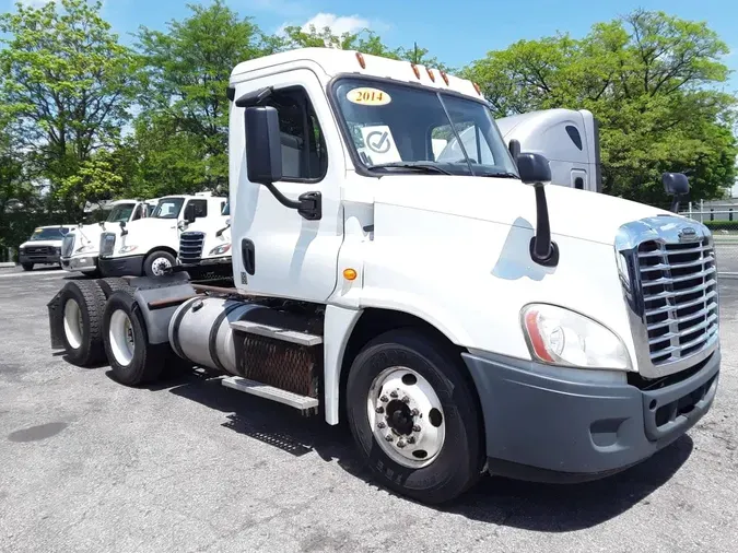 2014 FREIGHTLINER CASCADIA 125