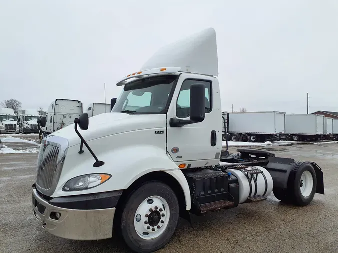 2019 NAVISTAR INTERNATIONAL RH613 DAYCAB S/A027fb7fa0156477ea8e3a5cbcac2c1d4