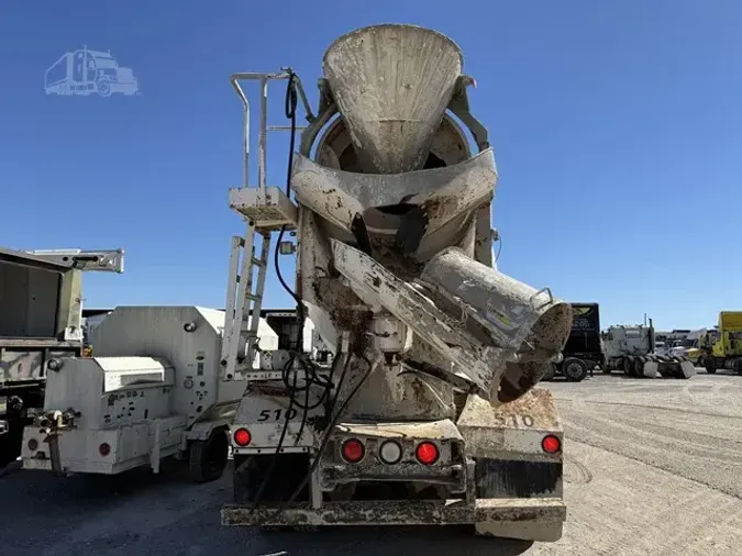 2015 MACK GRANITE GU813
