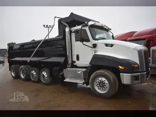 2015 CATERPILLAR CT660S