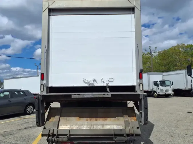 2016 FREIGHTLINER M2 106