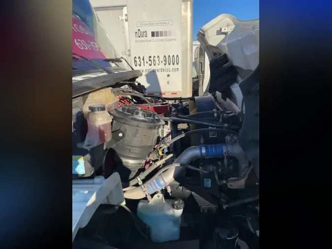 2019 FREIGHTLINER/MERCEDES M2 106