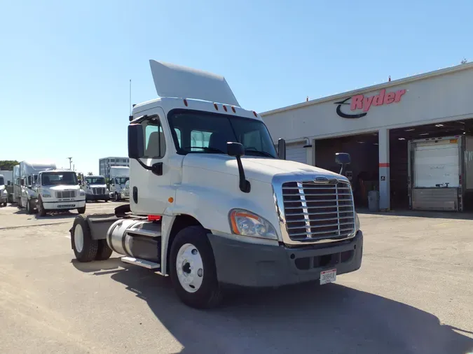 2016 FREIGHTLINER/MERCEDES CASCADIA 125