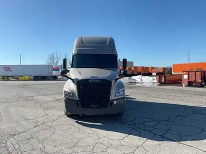 2023 Freightliner Cascadia