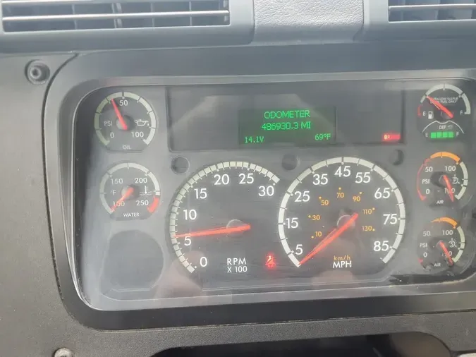2019 FREIGHTLINER CASCADIA 125