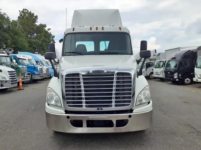 2018 FREIGHTLINER CASCADIA 125