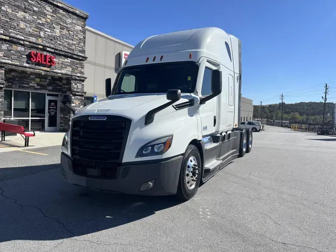 2023 Freightliner Cascadia