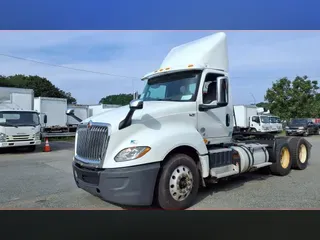 2019 NAVISTAR INTERNATIONAL LT625 DAYCAB T/A