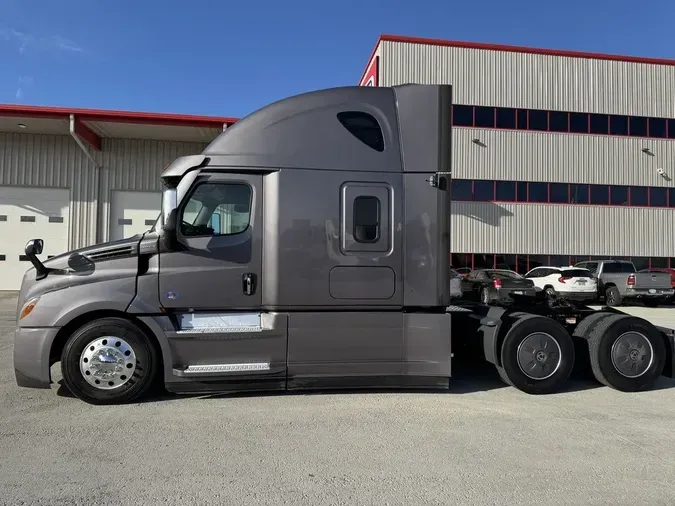 2023 Freightliner Cascadia&reg;