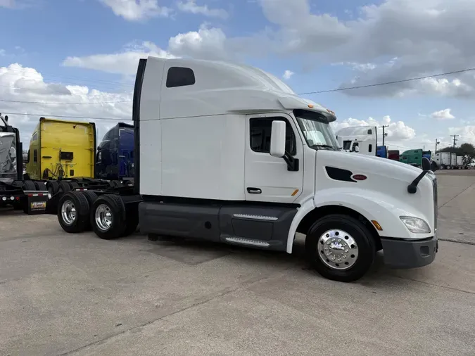 2021 Peterbilt 579