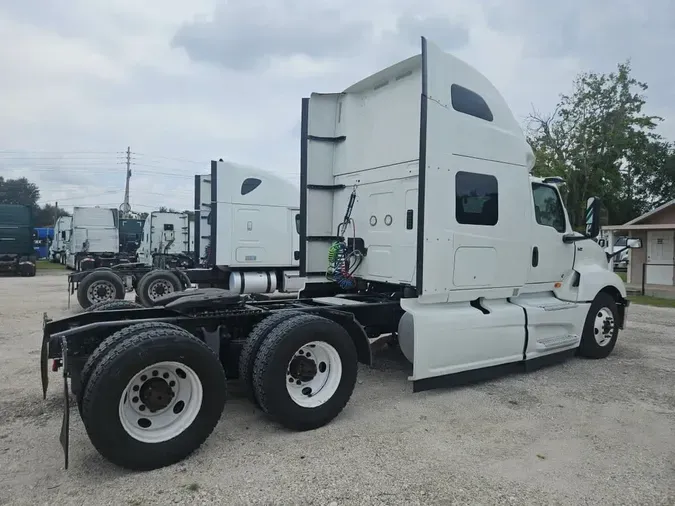 2019 NAVISTAR INTERNATIONAL LT625 SLPR CAB