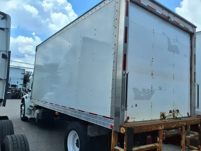 2019 FREIGHTLINER M2 106