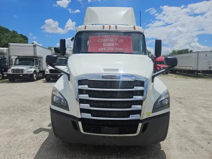 2018 FREIGHTLINER NEW CASCADIA PX12664
