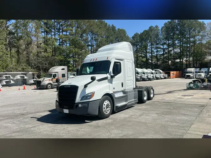 2021 Freightliner Cascadia 12602b16fa7ec4052111a4ddce5a17b6908