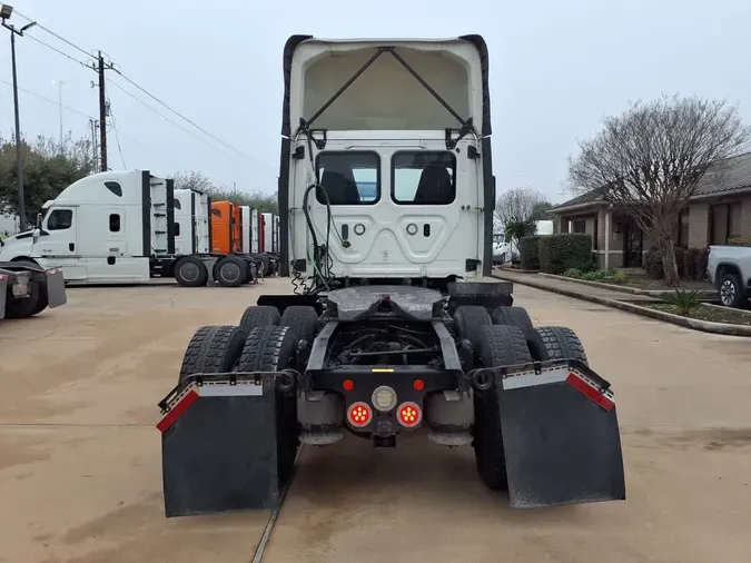 2020 FREIGHTLINER/MERCEDES NEW CASCADIA PX12664